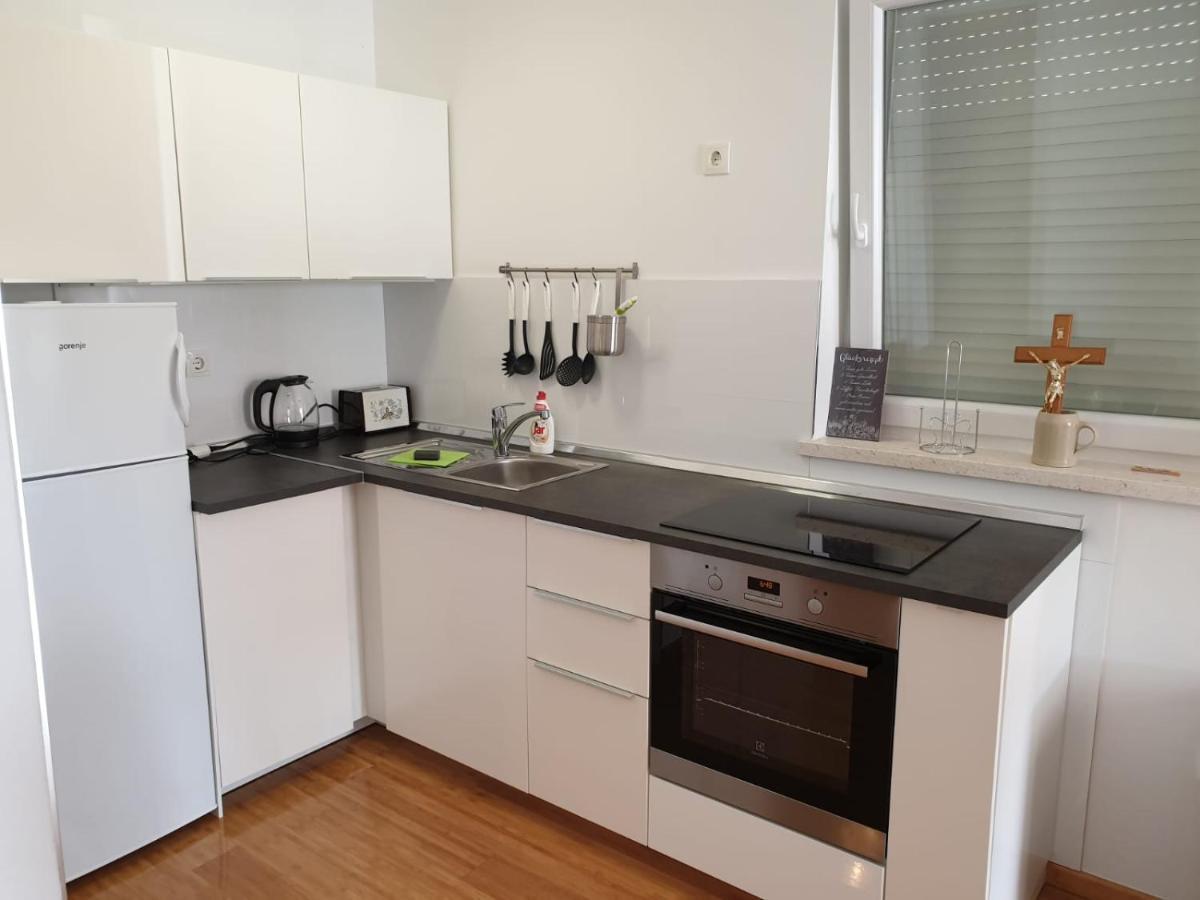 Apartman Dodo 1 Новаля Екстериор снимка